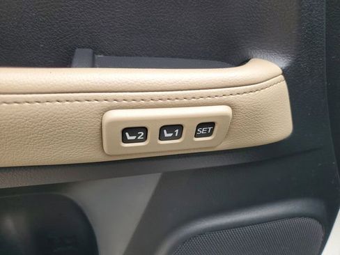 Used 2016 Toyota 4Runner Limited RWD image 28