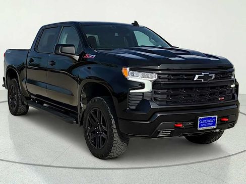 Used 2023 Chevrolet Silverado 1500 LT Trail Boss w/ Protection Package AWD/4WD image 1