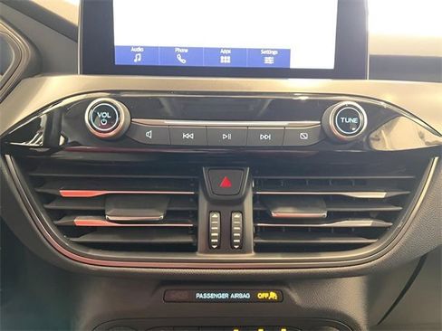 Used 2023 Ford Escape Active image 27