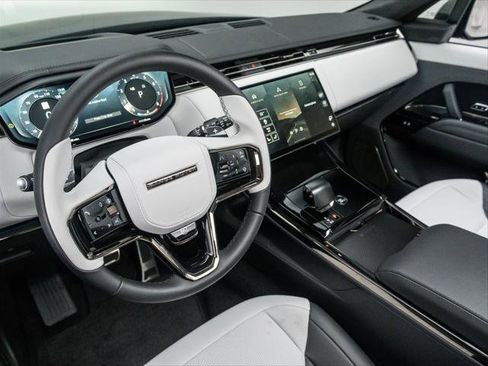 New 2025 Land Rover Range Rover Sport SV Edition Two image 13