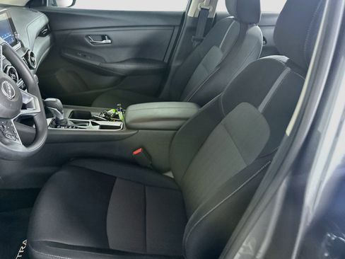 Used 2024 Nissan Sentra SV FWD image 13