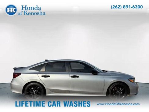 Used 2025 Honda Civic Sport image 7