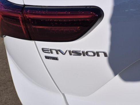 Certified 2025 Buick Envision Sport Touring AWD/4WD image 8