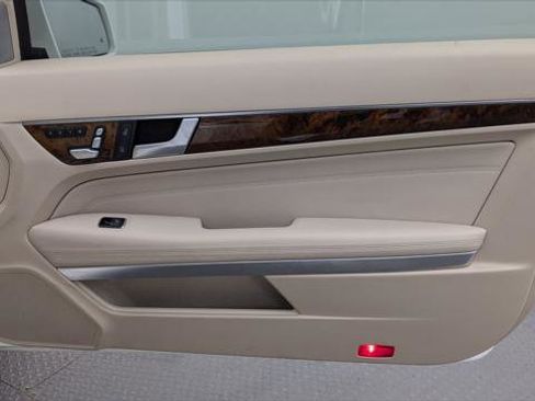 Used 2016 Mercedes-Benz E 400 Coupe image 21