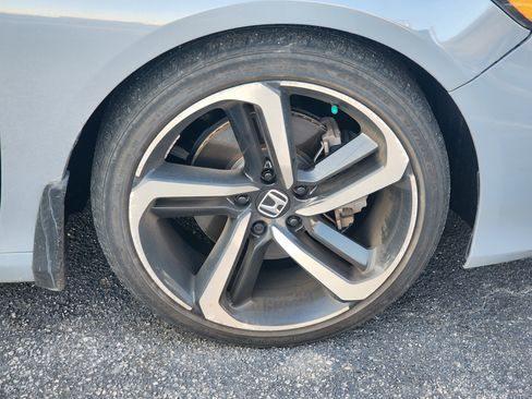 Used 2022 Honda Accord Sport image 7