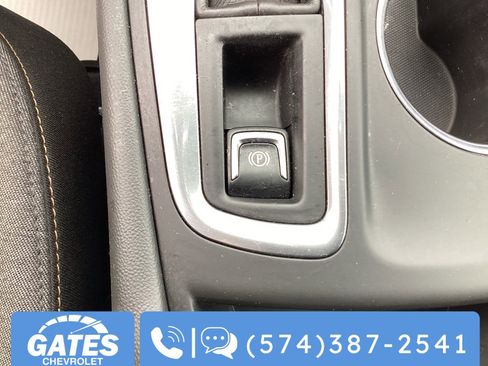 Used 2022 Chevrolet Equinox LT image 38