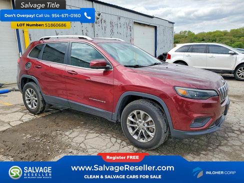 Used 2019 Jeep Cherokee Latitude Plus w/ Cold Weather Group AWD/4WD image 5