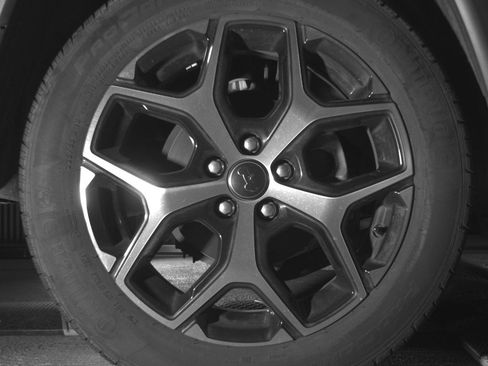 Used 2025 Jeep Compass Limited image 15