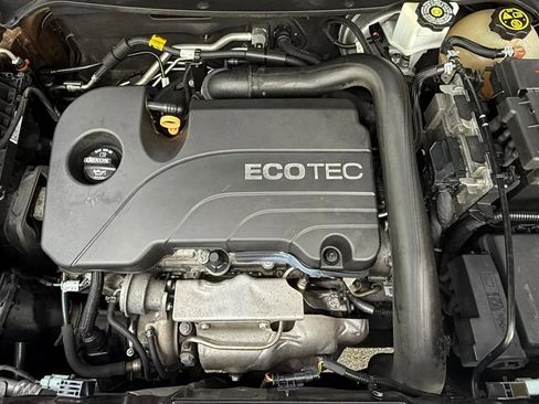 Used 2020 Chevrolet Equinox LT image 15