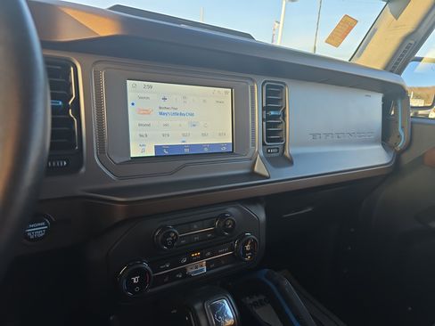 Used 2023 Ford Bronco Outer Banks image 25