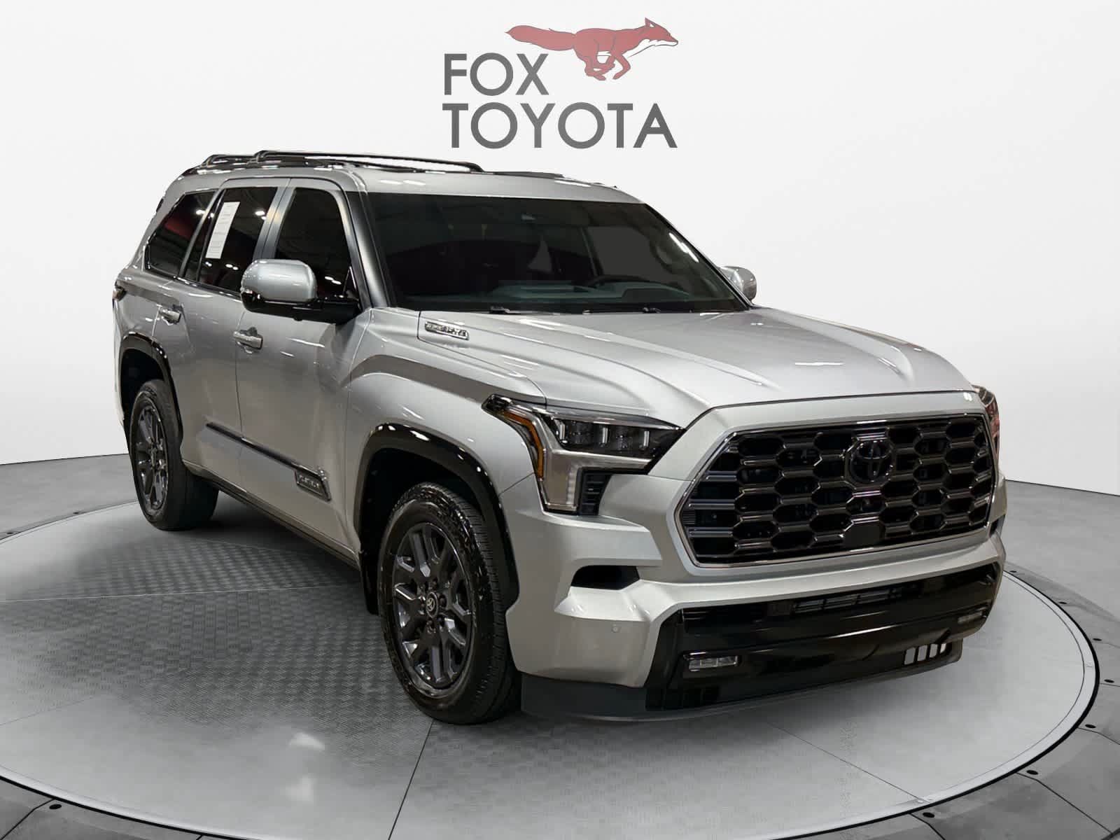 Used 2025 Toyota Sequoia Platinum AWD/4WD image 8