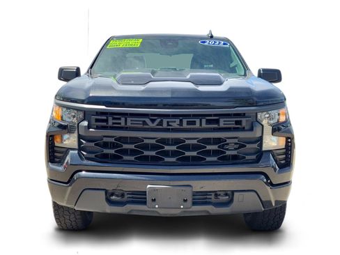 Used 2022 Chevrolet Silverado 1500 Custom Trail Boss w/ Midnight Edition AWD/4WD image 7