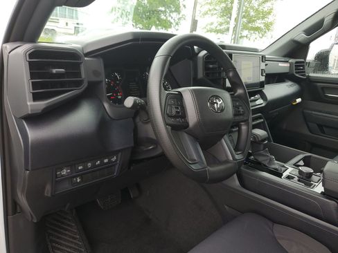 New 2026 Toyota Tundra SR5 AWD/4WD image 18