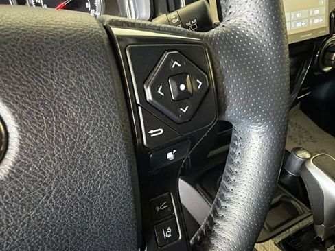 Used 2023 Toyota 4Runner TRD Off-Road Premium w/ Moonroof Package AWD/4WD image 24