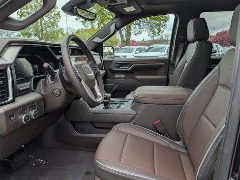 New 2026 GMC Sierra 1500 Denali w/ Denali Reserve Package AWD/4WD image 40