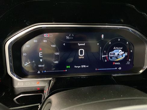 New 2026 GMC Sierra 2500 SLT w/ SLT Convenience Package image 15