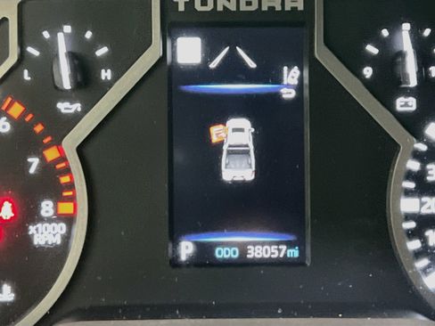 Used 2025 Toyota Tundra SR w/ SR Tow Package AWD/4WD image 20