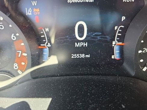 Used 2023 Jeep Compass Limited AWD/4WD image 10