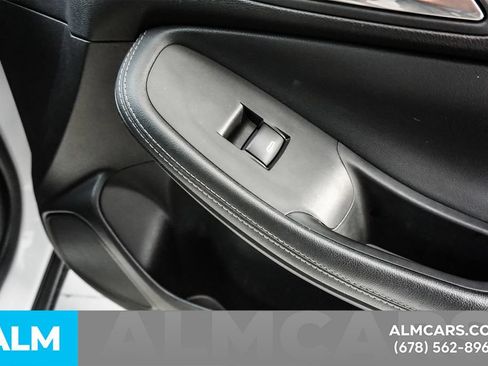 Used 2025 Buick Encore GX Preferred FWD image 43