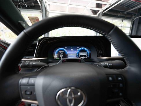 Certified 2024 Toyota Crown Platinum AWD/4WD image 16