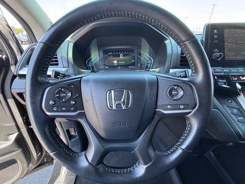 Used 2024 Honda Odyssey EX-L image 22