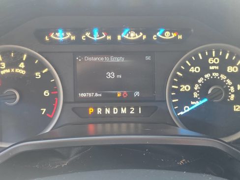 Used 2016 Ford F150 XLT w/ Equipment Group 302A Luxury image 7