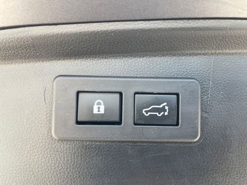 Used 2020 Subaru Outback Touring AWD/4WD image 22