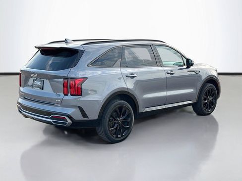 Used 2023 Kia Sorento SX AWD/4WD image 13