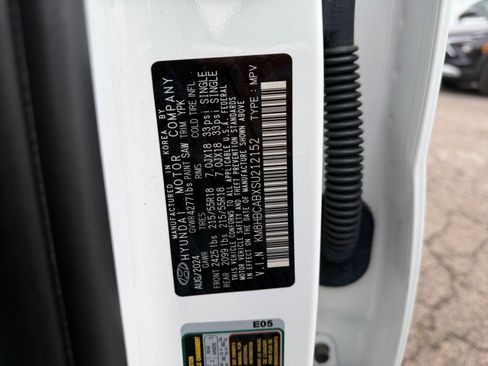 Used 2025 Hyundai Kona SEL image 29