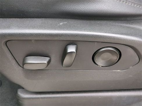 Certified 2021 Chevrolet Tahoe Z71 w/ Luxury Package image 23