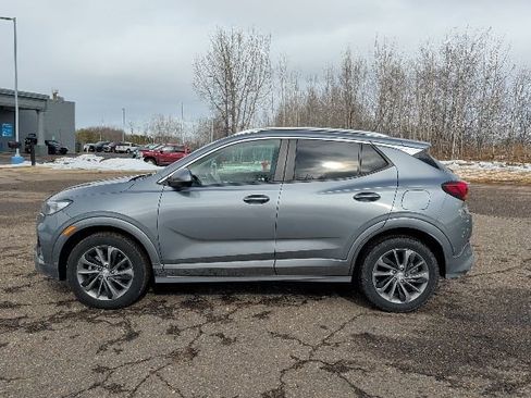 Used 2022 Buick Encore GX Select w/ Sport Touring Package image 4