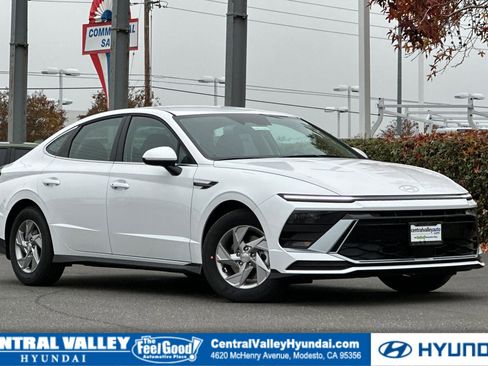 New 2026 Hyundai Sonata SE image 1