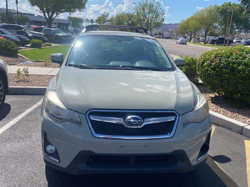 Used 2016 Subaru Crosstrek 2.0i Premium AWD/4WD image 2