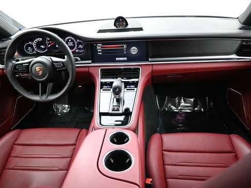 Used 2023 Porsche Panamera Platinum Edition image 26