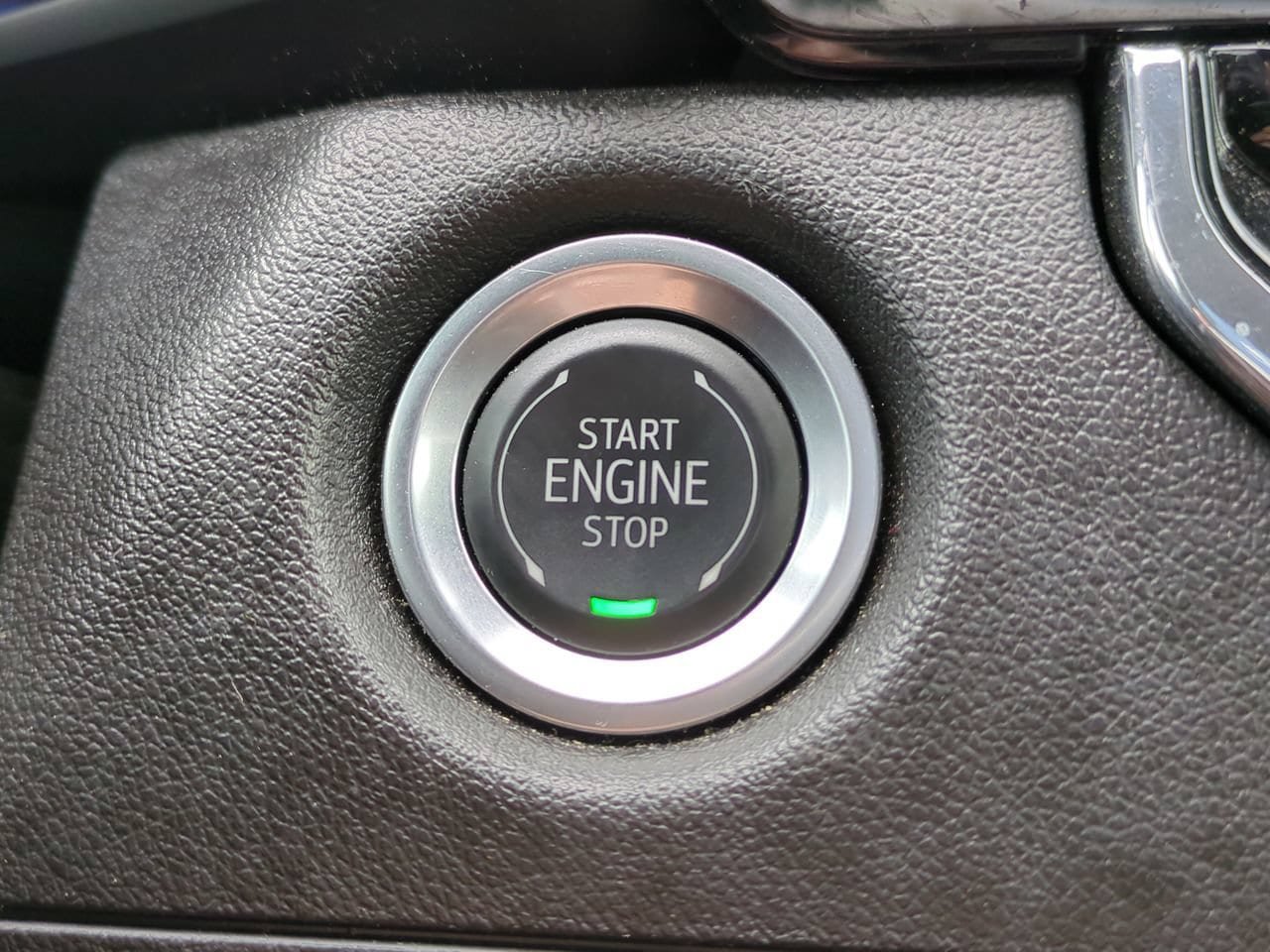 Used 2025 Chevrolet Colorado Trail Boss AWD/4WD image 26