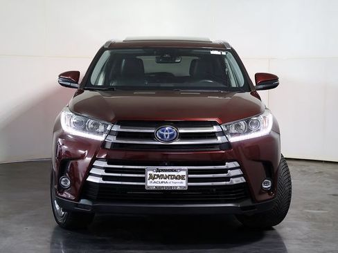 Used 2019 Toyota Highlander Limited Platinum AWD/4WD image 9