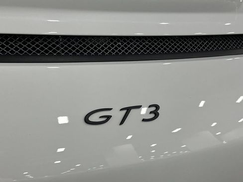 Used 2015 Porsche 911 GT3 RWD image 32