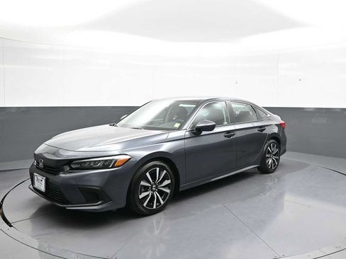 Used 2024 Honda Civic EX image 1