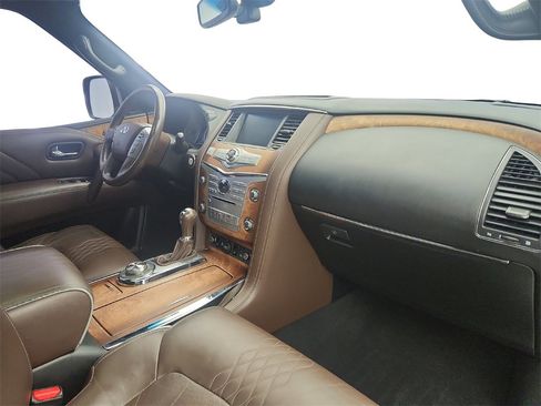 Used 2015 INFINITI QX80 4WD w/ Limited Package image 26