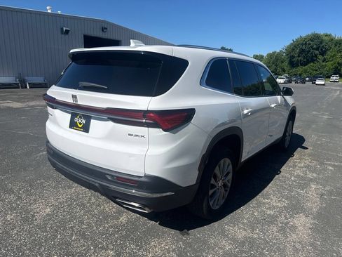 Used 2026 Buick Enclave Preferred AWD/4WD image 5