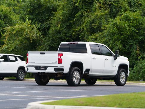 Used 2021 Chevrolet Silverado 2500 High Country w/ Z71 Off-Road Package AWD/4WD image 40