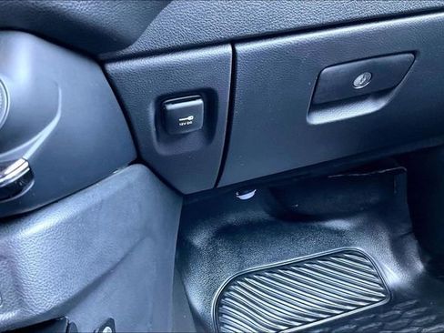 Used 2022 Dodge Durango AWD w/ Skid Plate Group image 16