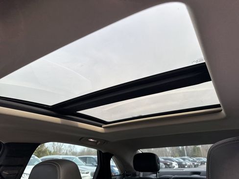 Used 2018 Cadillac XTS Luxury image 19