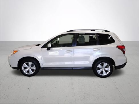 Used 2015 Subaru Forester 2.5i Premium w/ Popular Package #2 AWD/4WD image 10