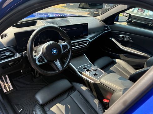 Used 2023 BMW 330e xDrive w/ M Sport Package AWD/4WD image 31
