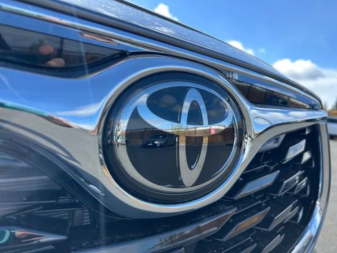 New 2026 Toyota Highlander Platinum AWD/4WD image 30