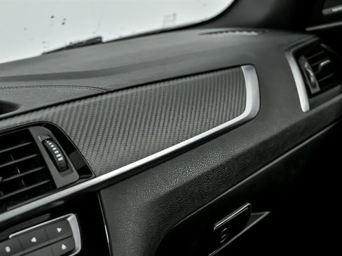 Used 2021 BMW M2 Competition w/ Executive Package image 32