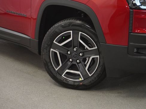 New 2026 Jeep Cherokee Laredo AWD/4WD image 4