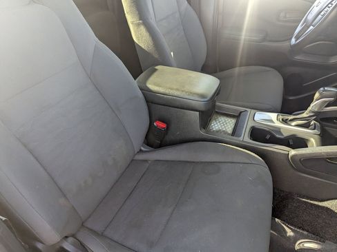 Used 2023 Nissan Frontier S w/ Technology Package image 10