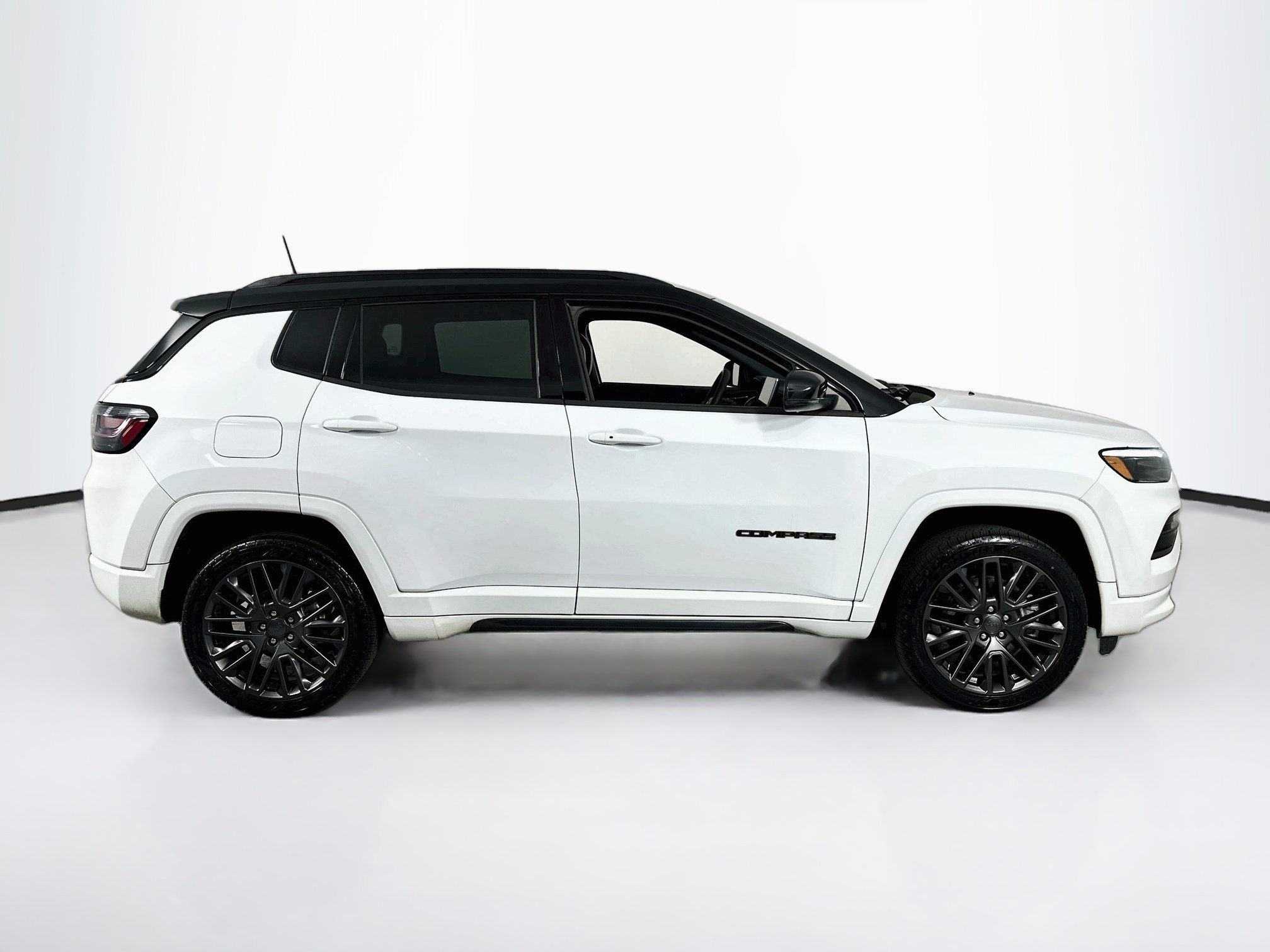 Used 2023 Jeep Compass High Altitude AWD/4WD image 4